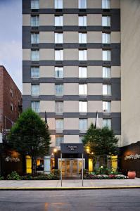 Hampton Inn Manhattan Chelsea - Guest Reviews Breakdown