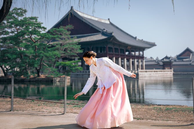 Hanbok Private Photo Tour at Gyeongbokgung Palace - Tour Overview