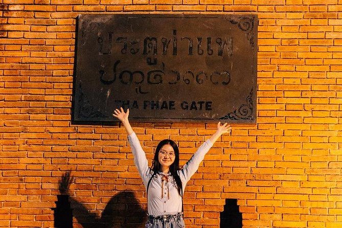 Heart of Chiang Mai By Tuk Tuk -A Nightlight Experience