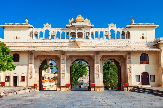 Heritage & Cultural Walk of Udaipur (2 Hours Guided Walking Tour)