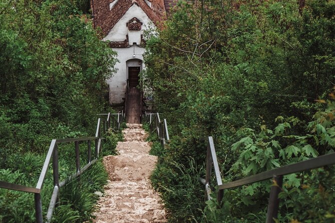 Hike&City Private Tour- Cultural Tour of Brasov Follow by Hiking Tampa Mountain - Meeting Details