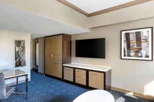 Hilton Club New York - Hotel Overview