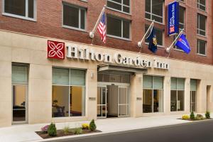 Hilton Garden Inn New York Times Square South - Hotel Location and Transportation