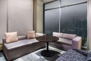 Hilton Garden Inn West 35th Street - Location and Accessibility