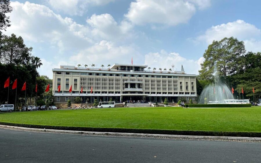 HO CHI MINH: AFTERNOON SAI GON CITY TOUR HALF DAY BY CAR