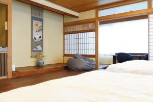 Hokkawa Onsen Hotel - Alluring Beachfront Locale