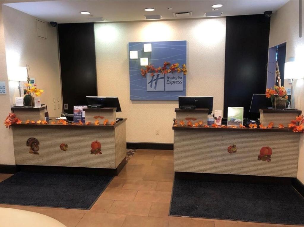 Holiday Inn Express – Times Square South, an IHG Hotel Review