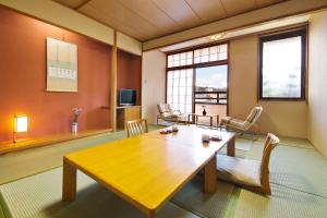 Honjin Hiranoya Annex Review - Excellent Location and Proximity