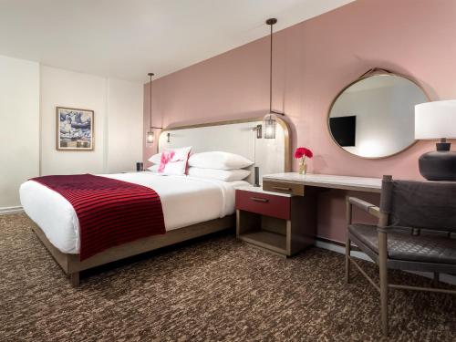 Hotel Corque - Hotel Overview and Location