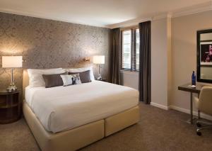 Hotel De Anza, a Destination by Hyatt Hotel - Guest Experience and Ratings
