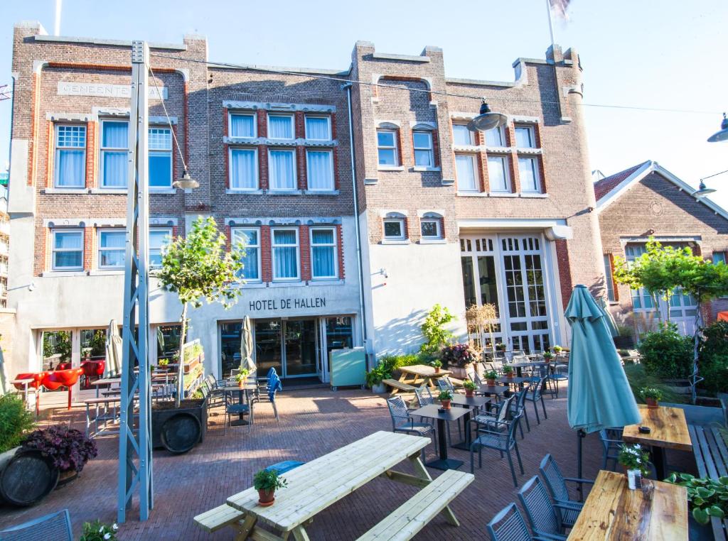 Hotel De Hallen Review