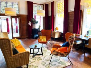 Hotel De Wereld - Location and Accessibility