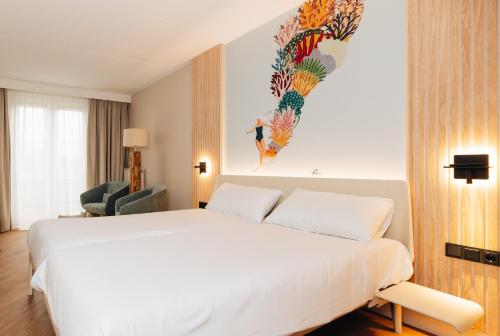 Hotel De Zeeuwse Stromen - Accommodation and Amenities