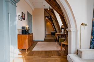 Hotel Mercier - Amenities and Services