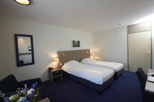 Hotel Zwartewater - Location and Ratings