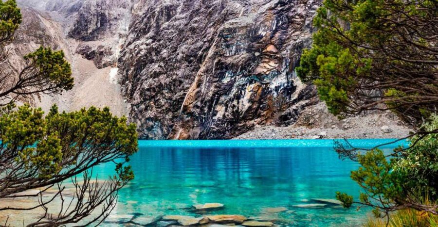Huaraz: Visit to Laguna 69