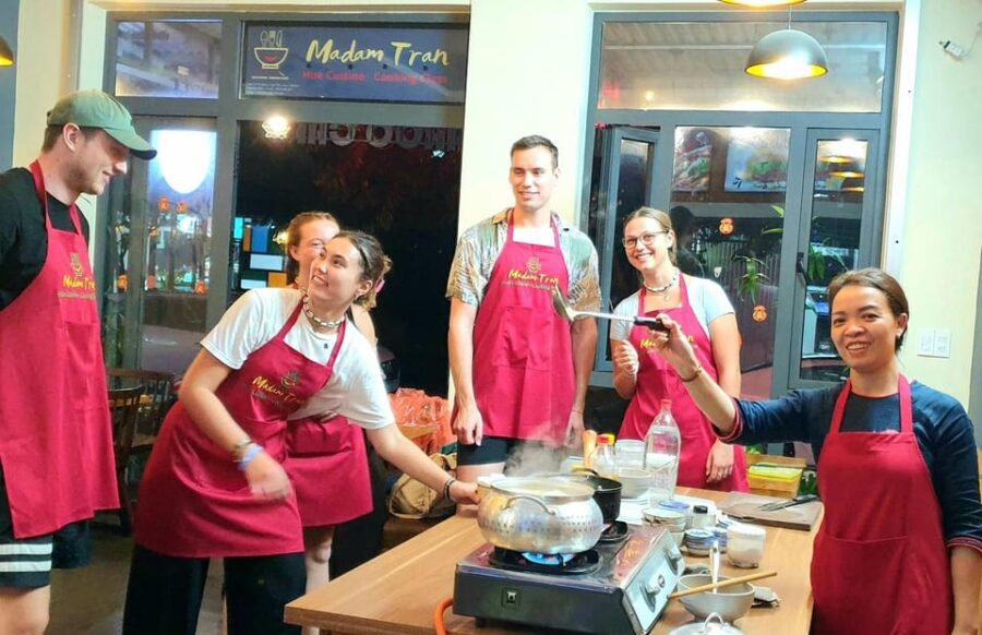 Hue : Vegetarian Cooking Class With Local Family