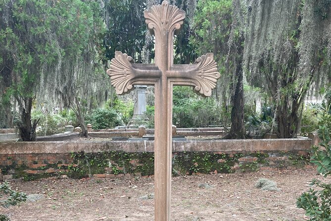 If Headstones Could Talk: Private Bonaventure Walking Tour