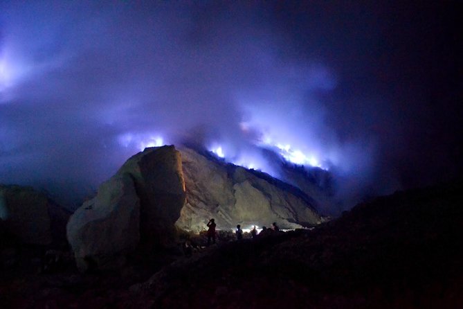Ijen Crater Sharing Tour