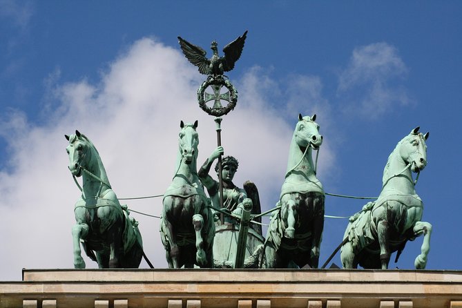 Individual City Tour Berlin for Max. 8 Persons