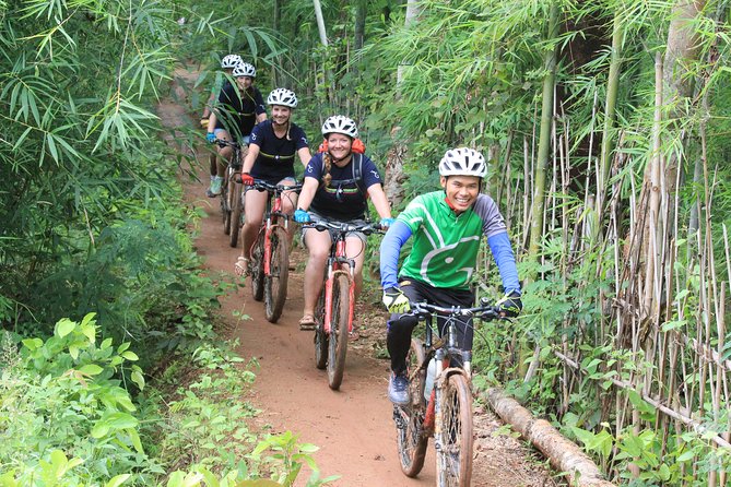 Inle Bike, Boat and Kayak Tour - Location and Meeting Details