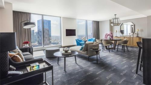 InterContinental - Los Angeles Downtown, an IHG Hotel - Location and Accessibility