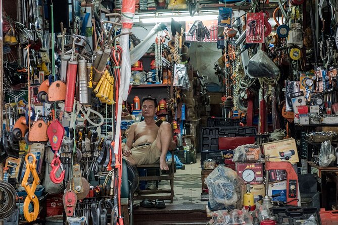 Into the Thieves Market Hanoi Photo Tour - Overview of the Tour