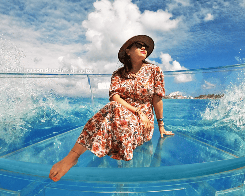 Isla Mujeres: Clear Boat Ride