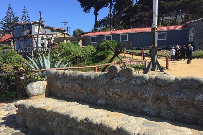 Isla Negra Museum Tour & CasaBlanca Wine Tour - Exploring CasaBlanca Winery