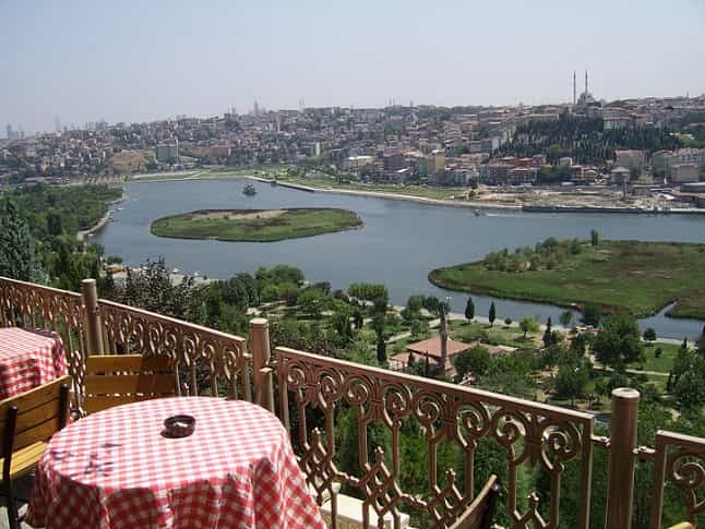 Istanbul: Bosphorus Cruise and Golden Horn Bus Tour