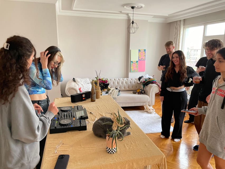 Istanbul: Electronic Music Workshop & Culture From Local DJ