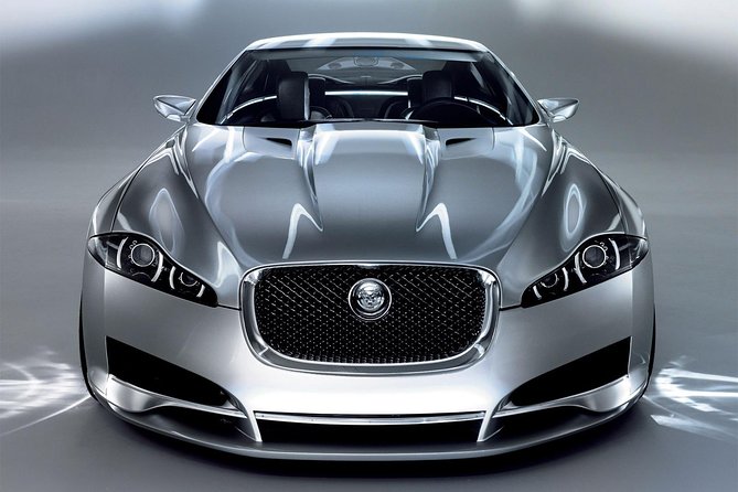 JAGUAR Chauffeur Car Service to Laguardia Airport - Inclusions and Additional Services