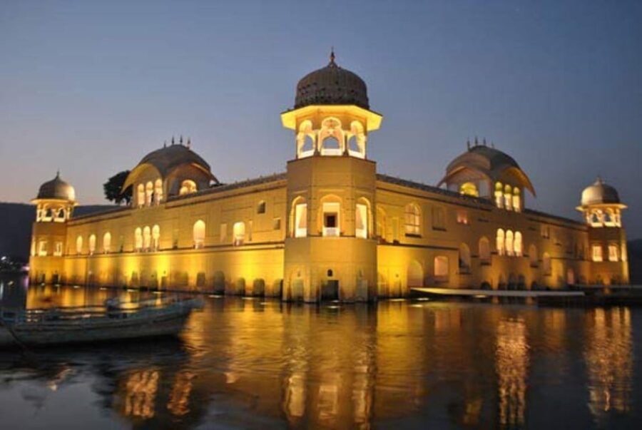 Jaipur Maharaja Heritage Monuments, Forts & Palaces Tour