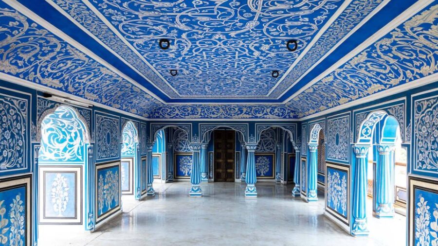 Jaipur: Private City Tour With Car & Guide