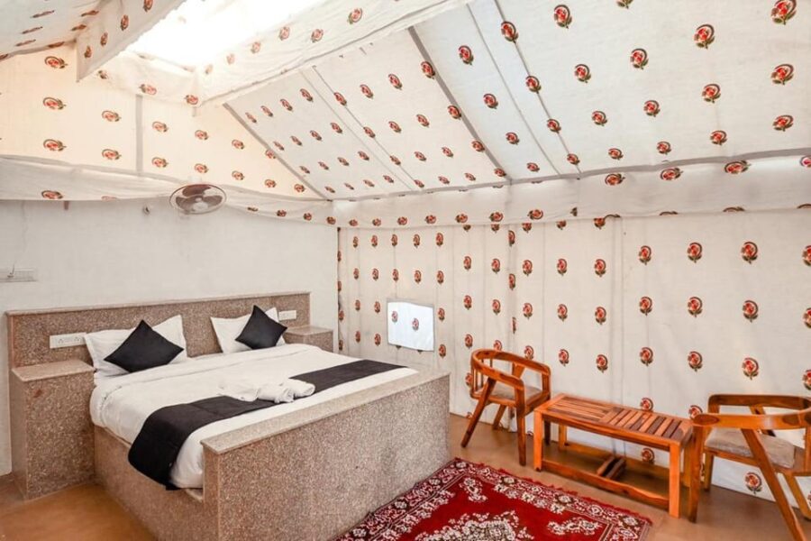 Jaisalmer City Tour With Overnight Thar Desert Camping