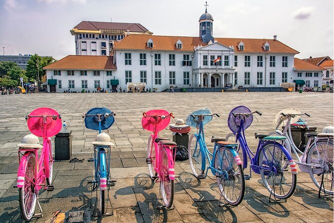Jakarta Private Custom Walking Tour With a Guide - Tour Overview
