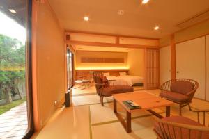 Japanese Ryokan Seryo - Location and Nearby Attractions