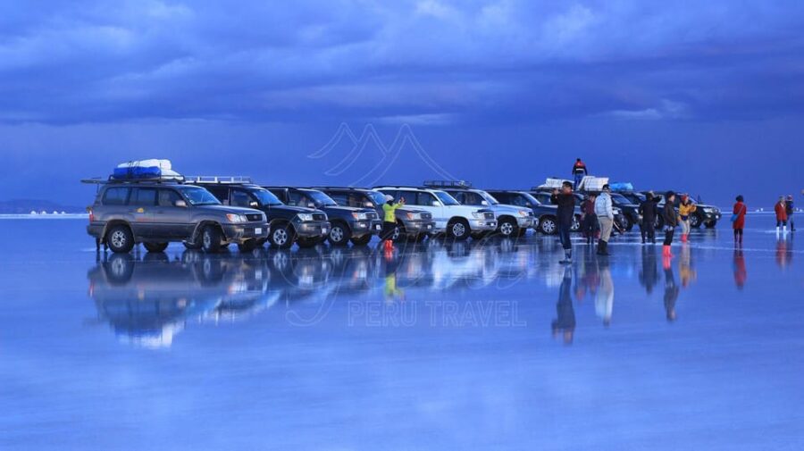 Jeep Excursion to Incahuasi Island and the Uyuni Salt Flat.