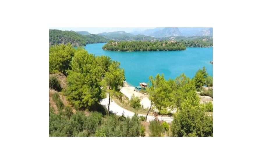 Jeep Safari & Boat Tour on Green Lake in City of Side