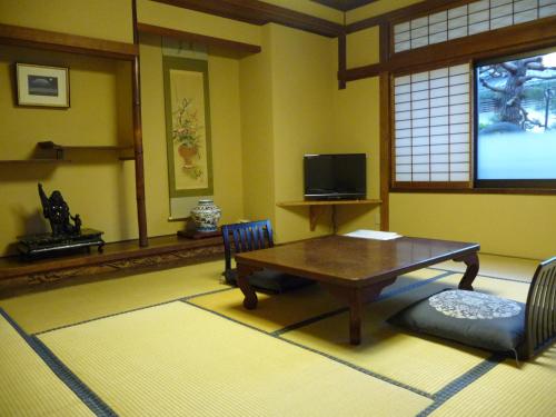 Jizokan Matsuya Ryokan - Overview and Location