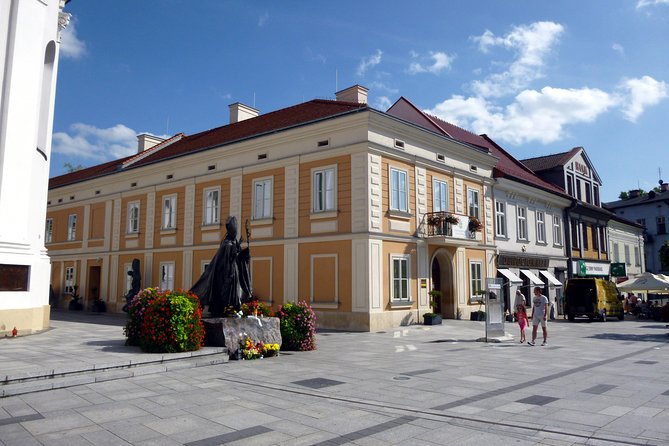 John Paul II Route Guided Tour With Private Transport