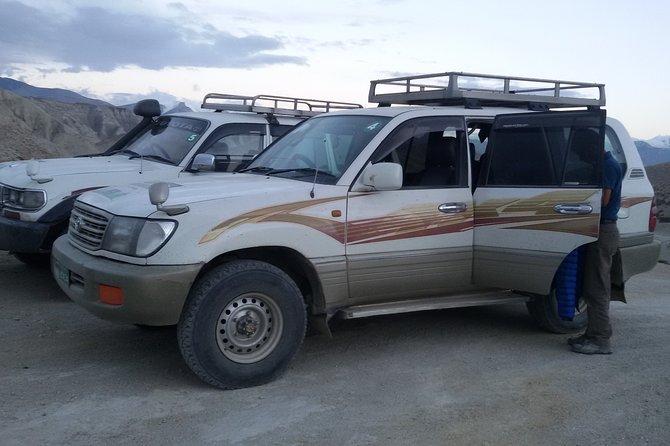 Jomsom Muktinath Tour by 4WD SUV 2 Days