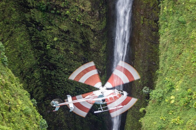 Kapolei: Doors-Off Helicopter Waterfall & Valley Explorer