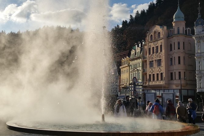 Karlovy Vary Day Trip From Prague With Lunch - Overview of the Day Trip