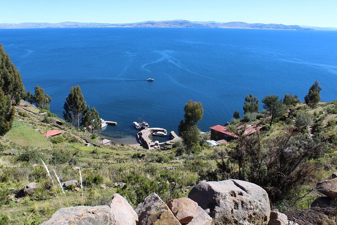 Kayaking to the Uros + Isla De Taquile Veloz