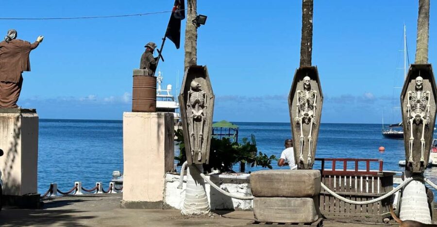 Kingstown: Pirates of the Caribbean Locations Tour W/ Drinks