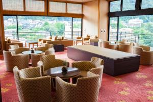 Kinugawa Onsen Sanraku - Scenic Location and Accessibility