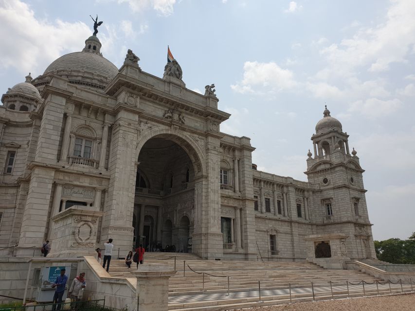 Kolkata Church Walk: Convergence of Different Faiths