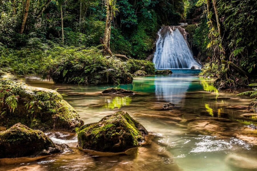 Konoko Falls, Blue Hole and Scotchies Tour With Shopping - Tour Overview