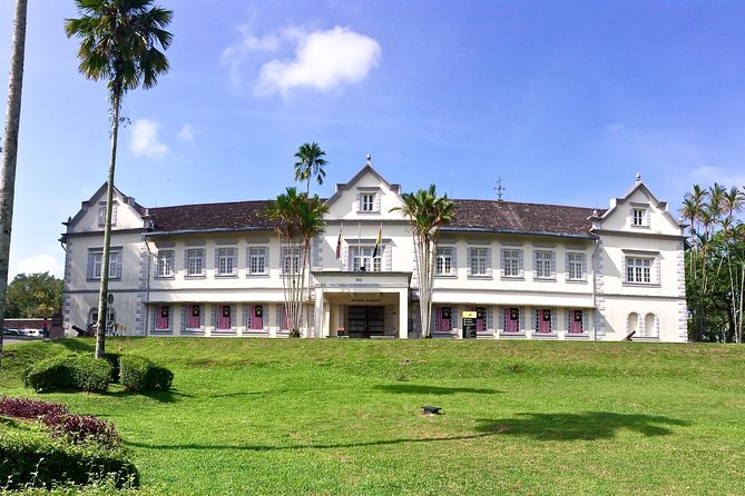 Kuching Half Day City Tour - Tour Details